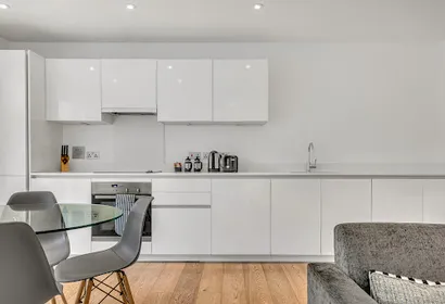 Regent's Canal Serviced Apartments by MySquare 3 Bed