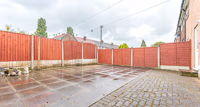 Rowan Street 4 Bedroom House