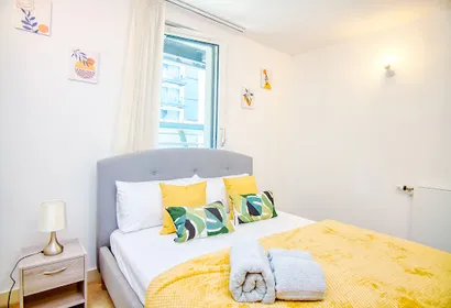 Hayes Serviced Apartment