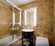 Family bathroom at West 58th St Serviced Apartment