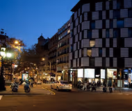 Chic Serviced Apartment