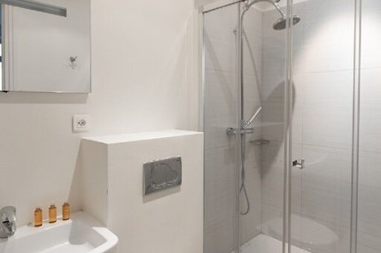 165M2 LAVISH ABODE-AVE MONTAIGNE & CHAMPS ELYSEES