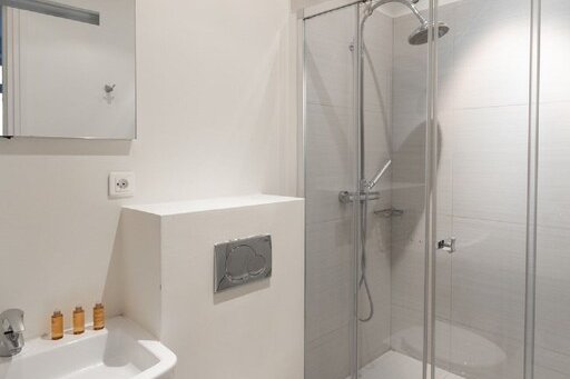 165M2 LAVISH ABODE-AVE MONTAIGNE & CHAMPS ELYSEES