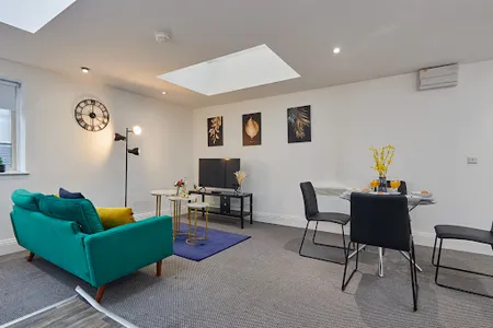 16 Blenheim Terrace