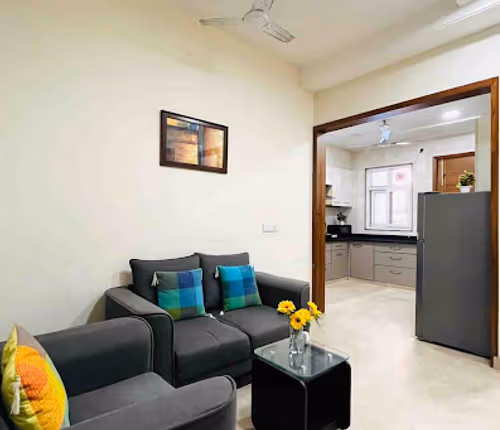 ER Block Inderpuri Apartment