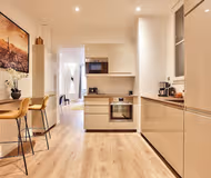 UBER LUXURY IN CHAMPS ELYSEES