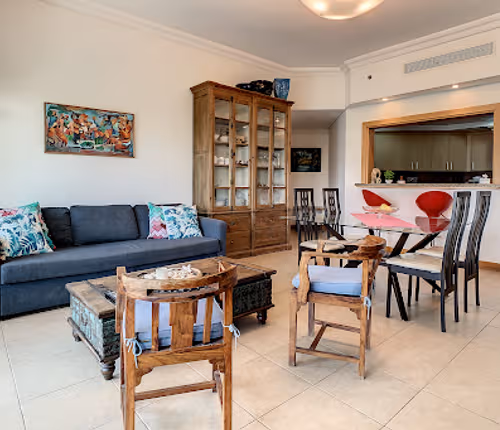 Cosy Al Hallawi Shoreline Apartment