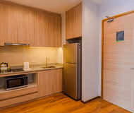 Sriracha Nakorn Road Apartment