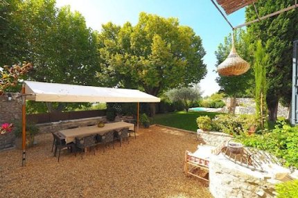 A Private Villa in the Picturesque Village of Joucas