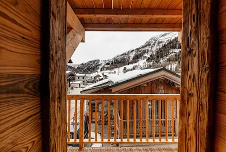 Enchanting Mountain Haven