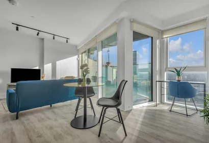 Modern Serviced  Apartments near Ealing by MySquare