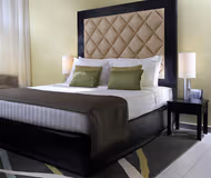 King sized bedroom at Citadines Metro Serviced Apartments, Central Dubai