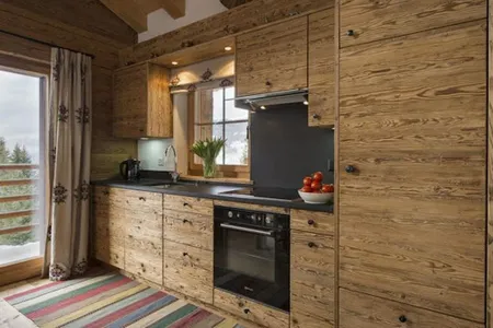 OVERLOOKING THE CHARMING VERBIER CLOSE TO THE SKI LIFT