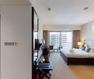 Beautiful Address Marina Mall Serviced Apartment