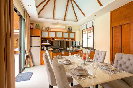 Spacious Pool Villa in Rawai Beach