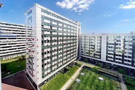 8TH FLOOR AVE DE SUFFREN A MODERN VACATION HOME