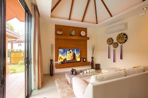 Spacious Pool Villa in Rawai Beach in phuket