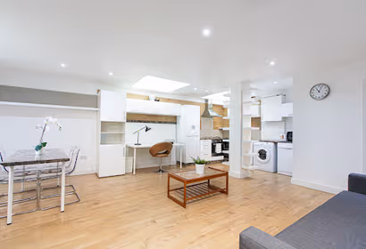 Kings Cross Apartment
