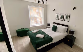 Index House 3 bedroom 5 mins to city free parking