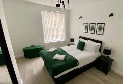 Index House 3 bedroom 5 mins to city free parking