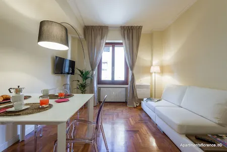 JUST OFF PONTE VECCHIO A PIAZZA SIGNORIA LUXURY SUITE