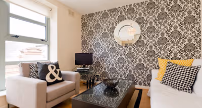 Spranger's Yard Apartment living room