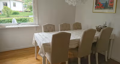 Västra Serviced Apartment