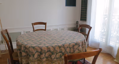 RUE MATHURIN RÉGNIER SERVICED APARTMENT