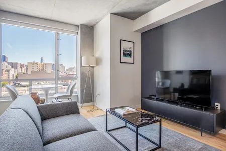 Sutter Street Apartment