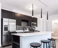 East Lake Street Serviced Apartment