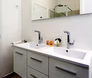 Bathroom at SENTIER SERVICED APARTMENT