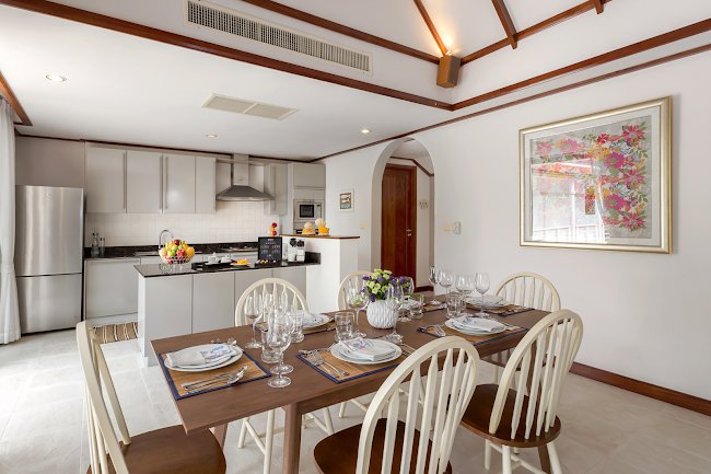 Handsome Villa Near Kata Beach