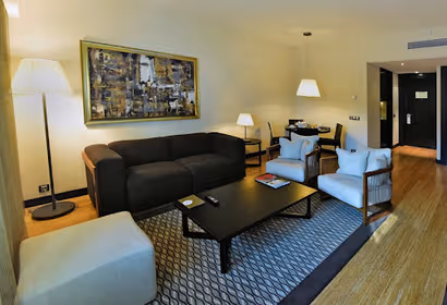 Rua da Missão Serviced Apartment