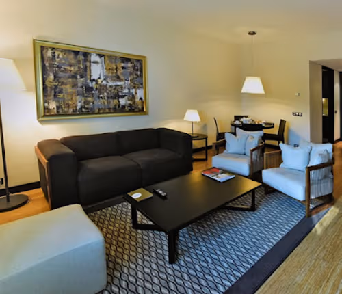 Rua da Missão Serviced Apartment