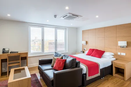 living space at 100 Kings Road