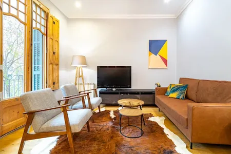 Dreta de l'E Serviced Apartment