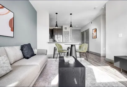 E Riverside Dr Serviced Apartments