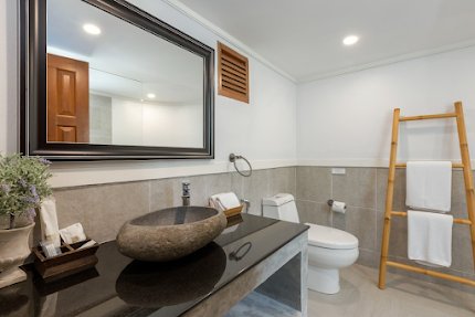 Luxurious Beach Villa In Kalim Beach