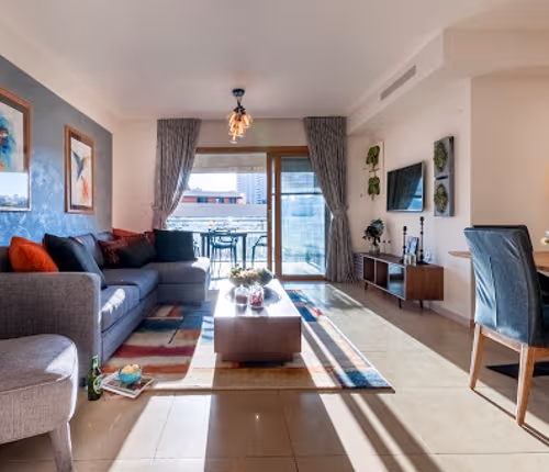 King David VI living room