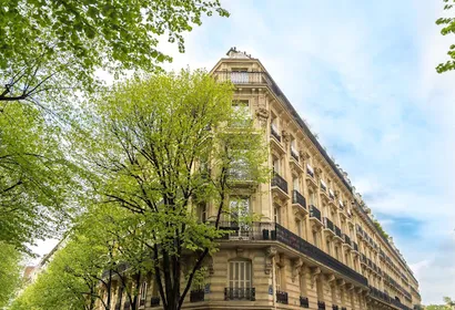 170M2 UBER HAUSSMANNIAN LUXURY NEAR CHAMPS ELYSÉES-ARC TRIOMPHE