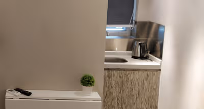 Hillier Street Apartment