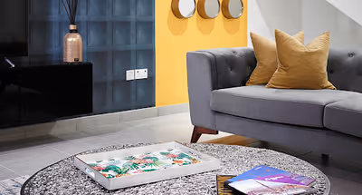 Excellent Four Bedroom With Canal Views