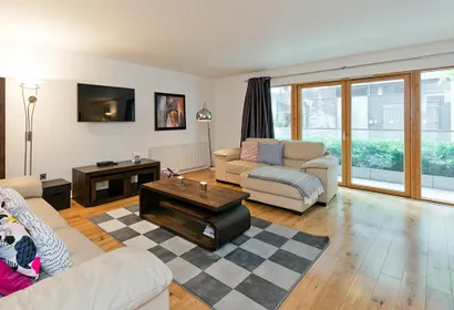 Forbes St Apartment Temple Bar Dublin