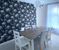 Stylish & Unique 4-bedroom home in Swansea