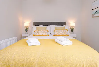 Comfy 2 Bedroom Apartment in Chester City Centre