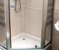 Ensuite to 3 Bedroom Apartment