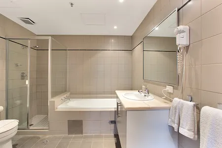 Dowling Street Apartments II