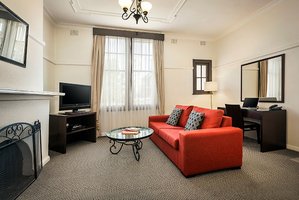 Quest Canberra
