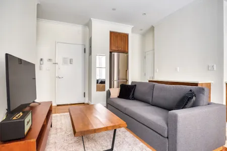 7th Avenue Apartment