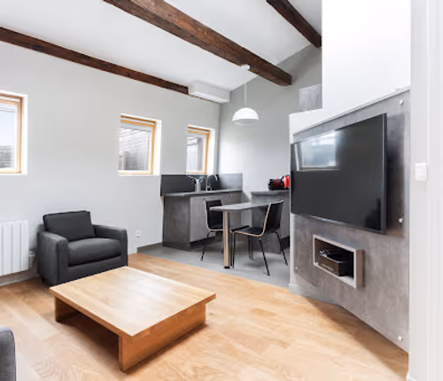 Rue Lauriston Serviced Apartment